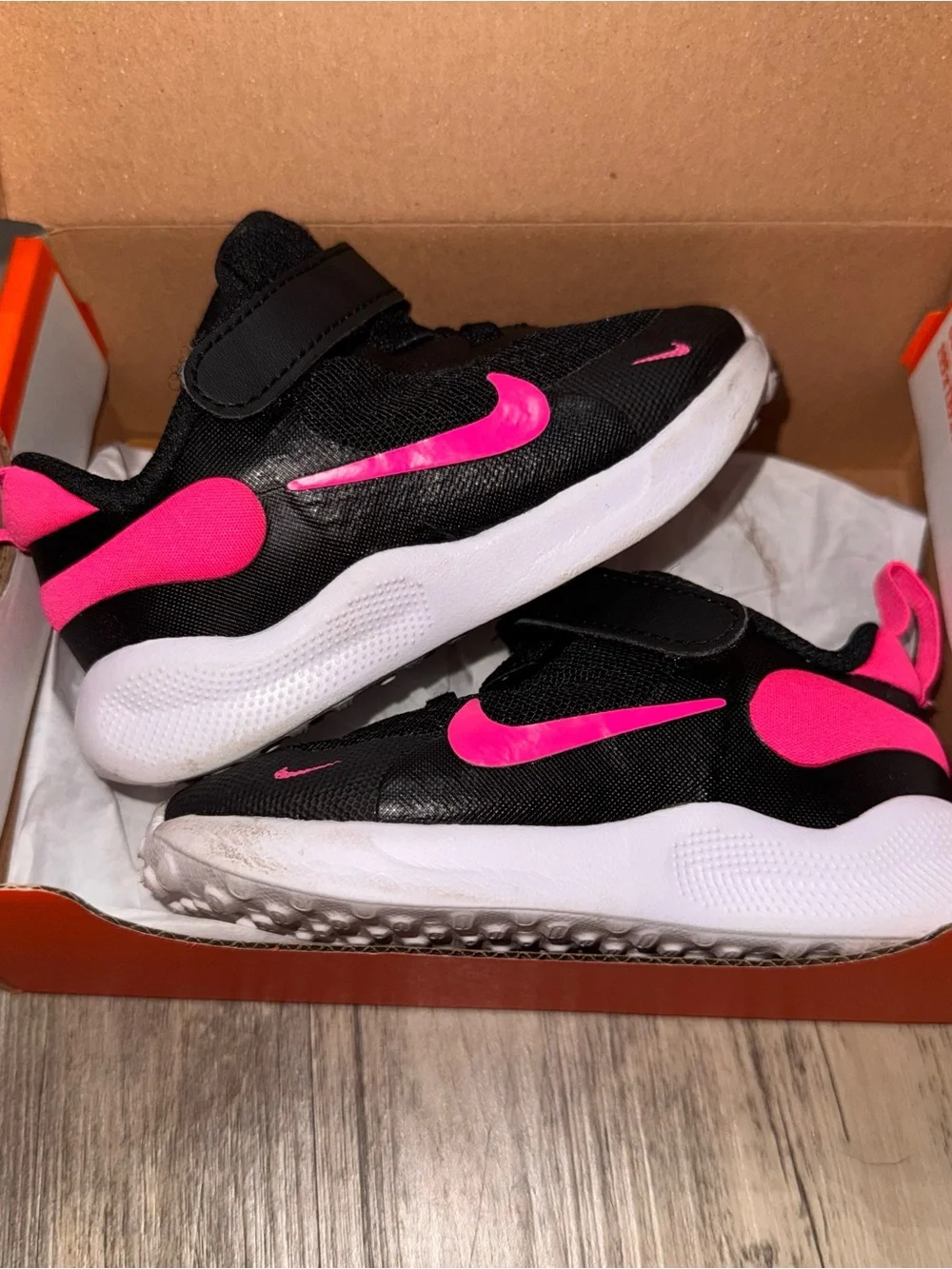 Nike Kids Revolution 7 Pink & Black
